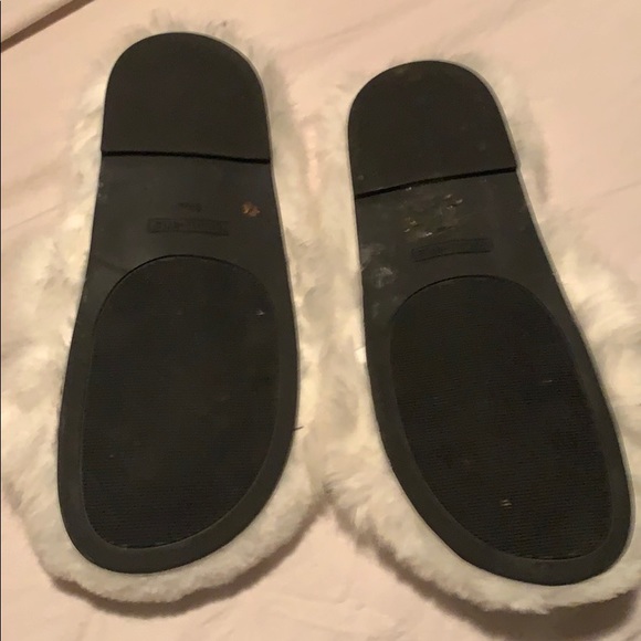 Slippers - Picture 2 of 2